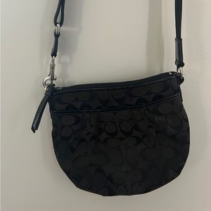 Vintage (early/mid 2000s) coach crossbody bag